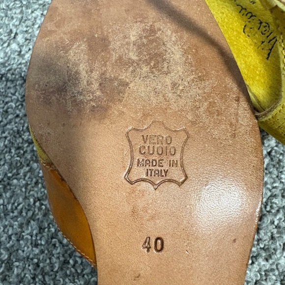 Vintage Italian Leather Yellow and Orange Pumps Size 9 - Picture 9 of 16